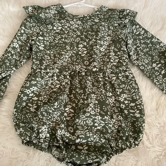 Romper - Picture 7 of 9